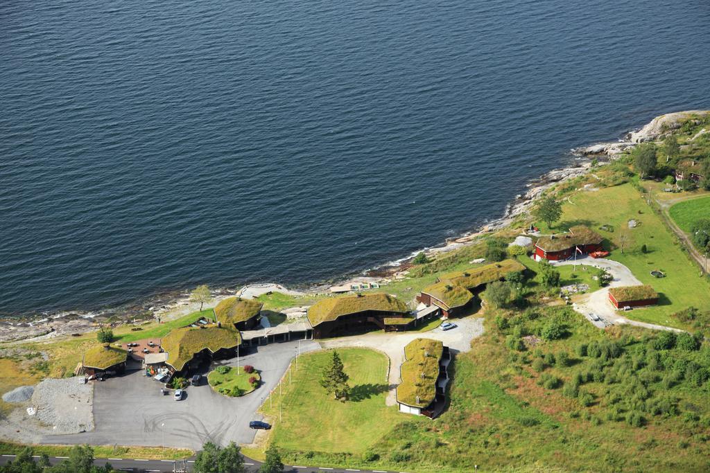 Brekkestranda Fjordhotel Brekke  Extérieur photo