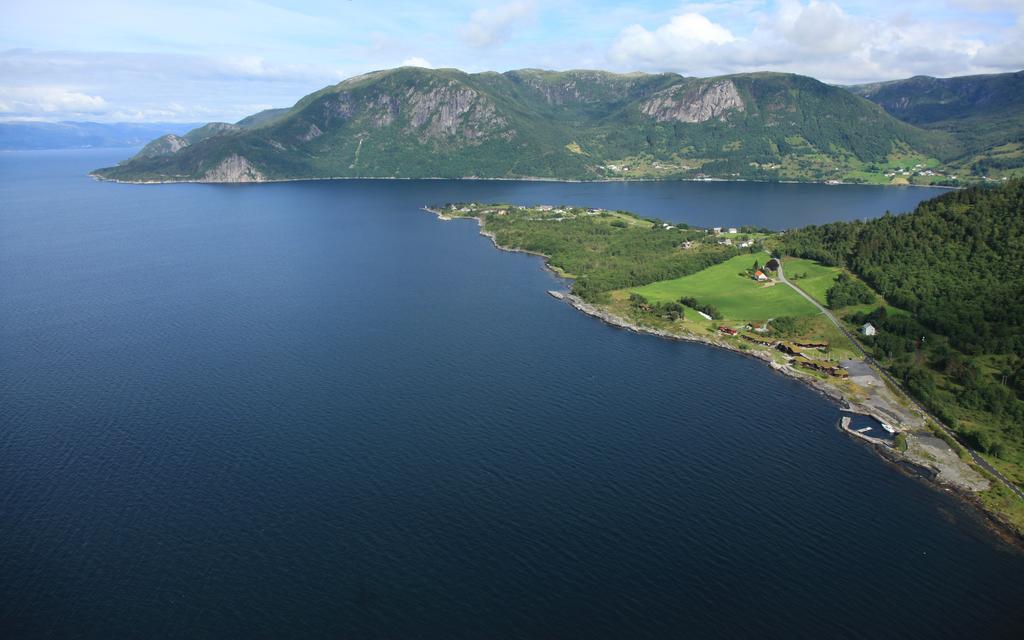 Brekkestranda Fjordhotel Brekke  Extérieur photo