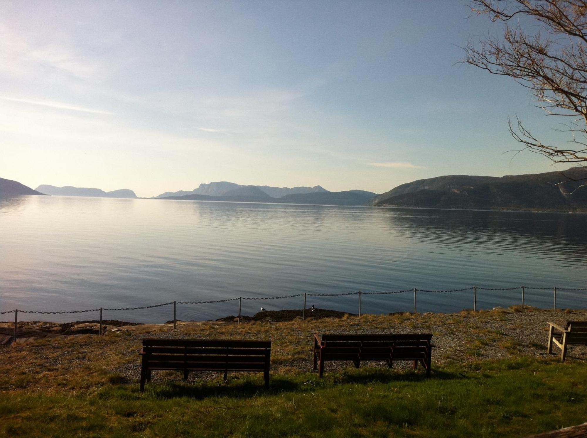 Brekkestranda Fjordhotel Brekke  Extérieur photo