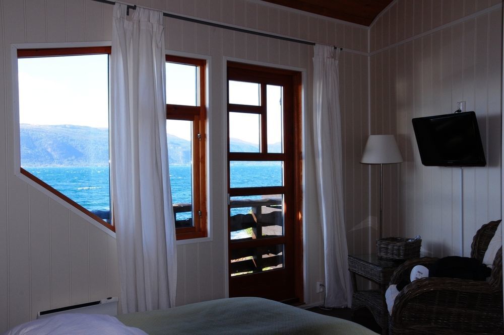 Brekkestranda Fjordhotel Brekke  Extérieur photo